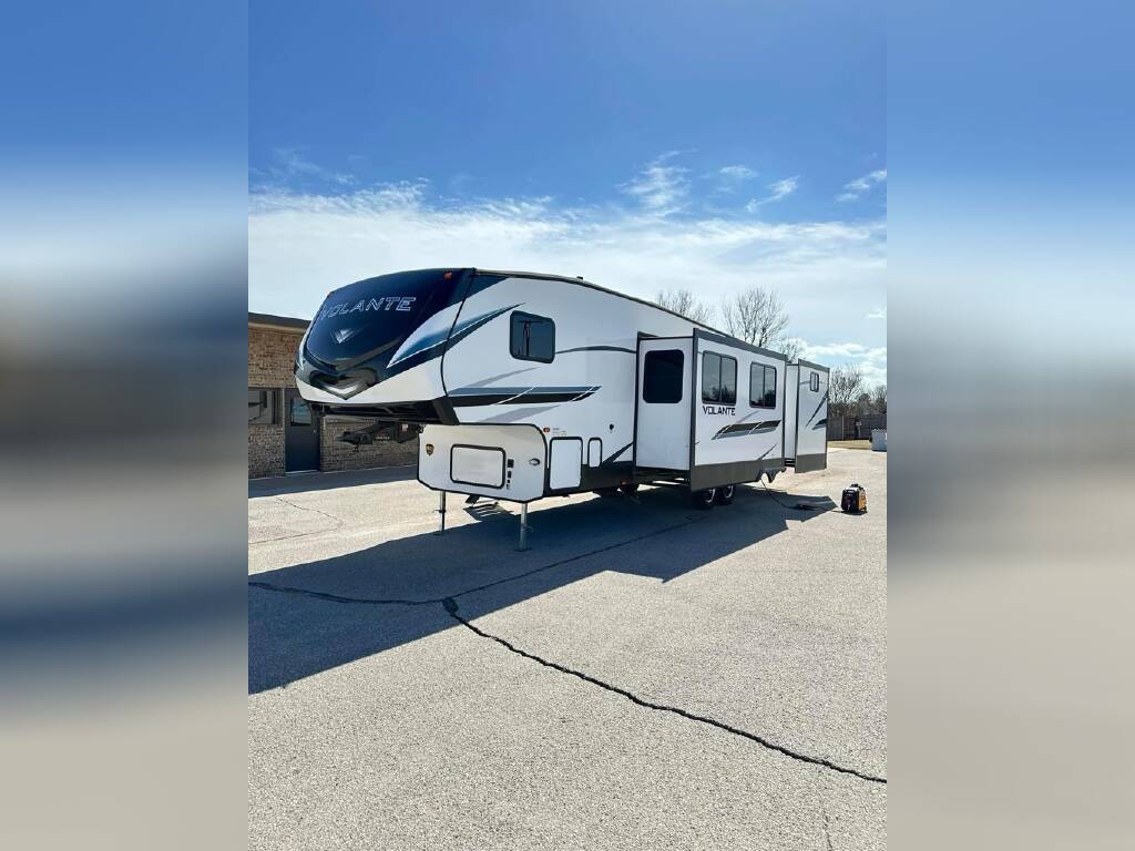2022 KEYSTONE VOLANTE 310BG FIFTH WHEEL FOR $233 BW!