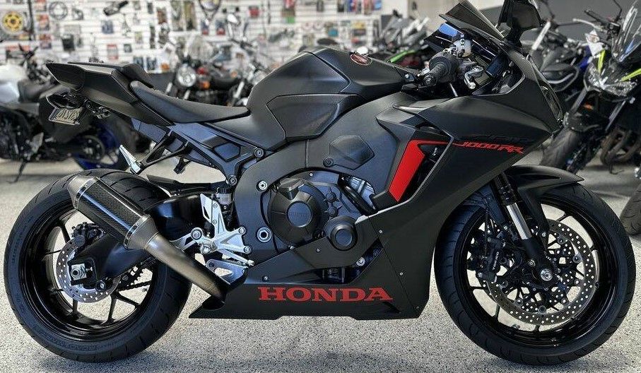 2017 HONDA CBR1000RR SPORTBIKE FOR $155 BW!