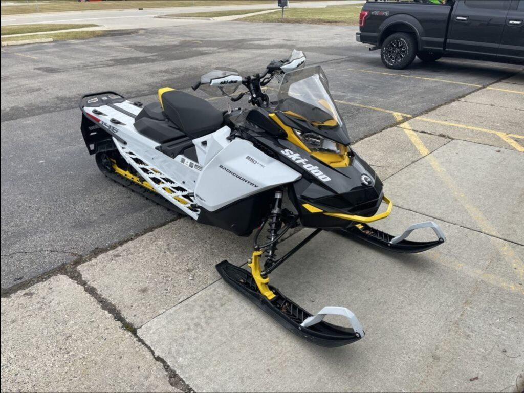 2023 SKI-DOO BACKCOUNTRY ROTAX 850 E TEC COBRA YELLOW FOR $90 BW!