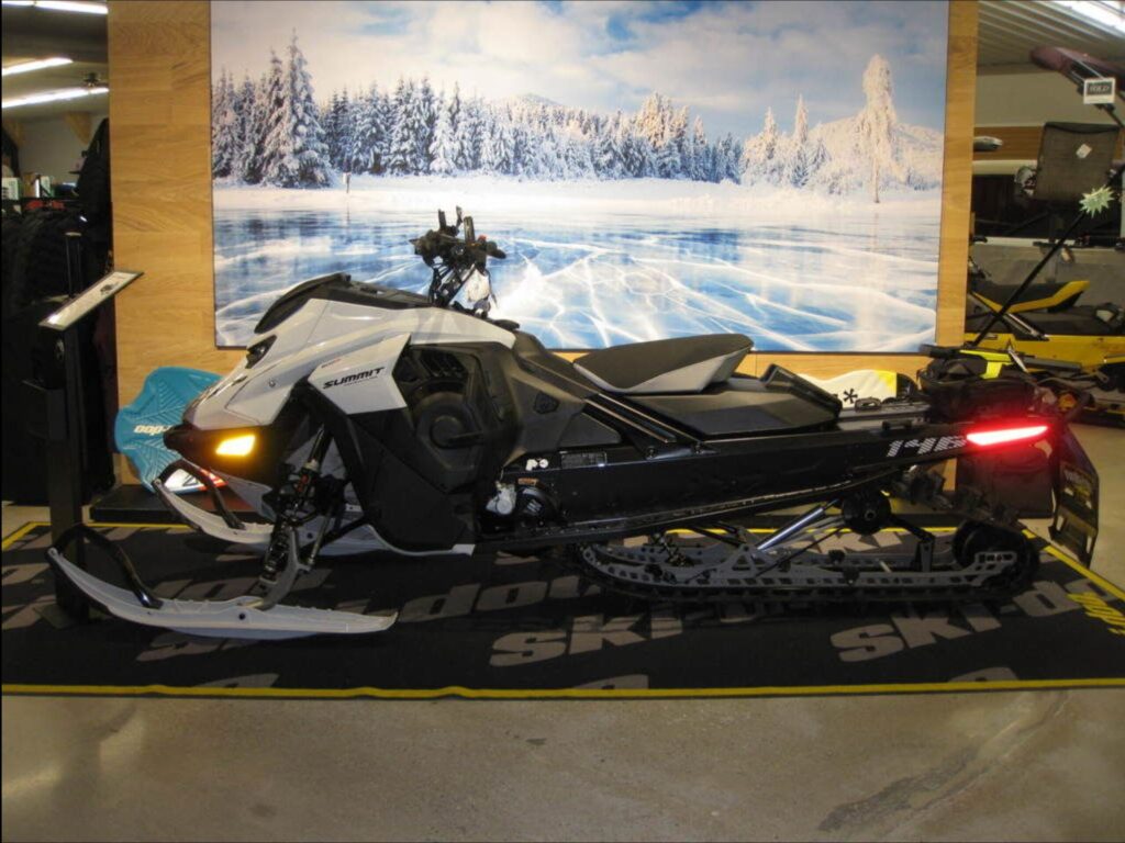 2025 SKI-DOO SUMMIT ADRENALINE EDGE 146 FOR $118 BW!